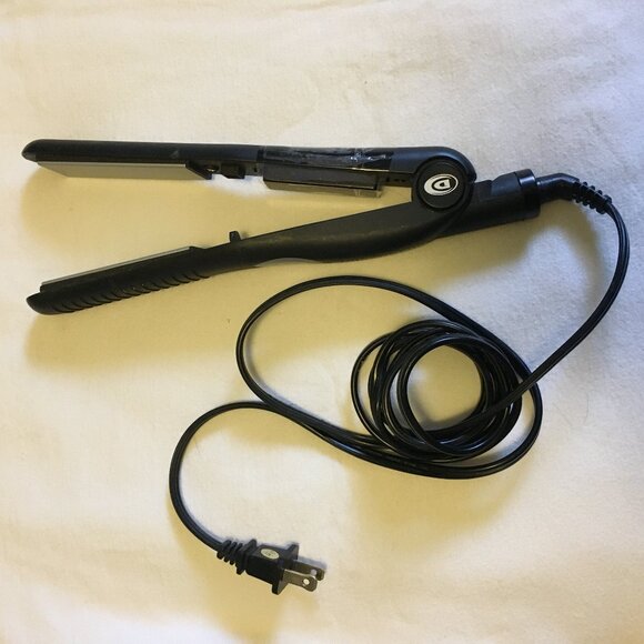 Durabrand Hair Straightener - Picture 4 of 11